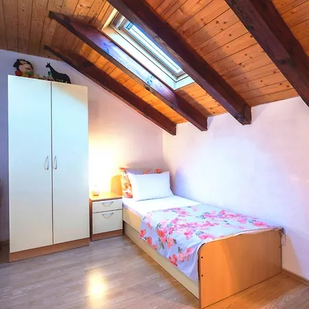 Dom wakacyjny Stone House Lila Imotski *