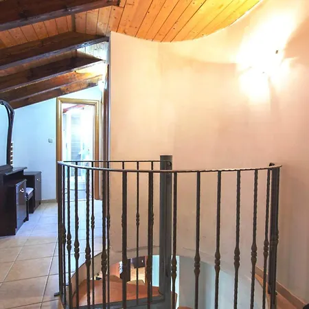 Stone House Lila Imotski *
